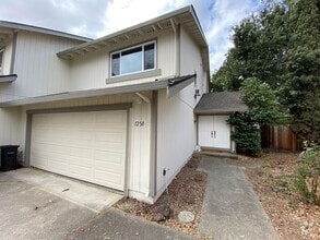 Building Photo - 1250 Sheppard Ct