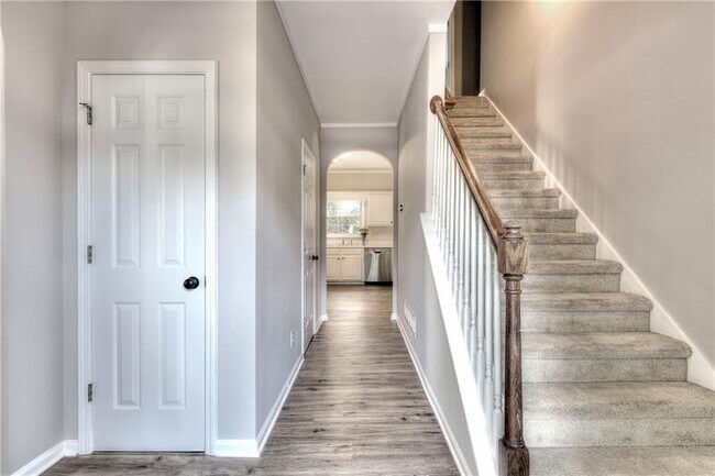 Building Photo - 2686 McGuire Ct