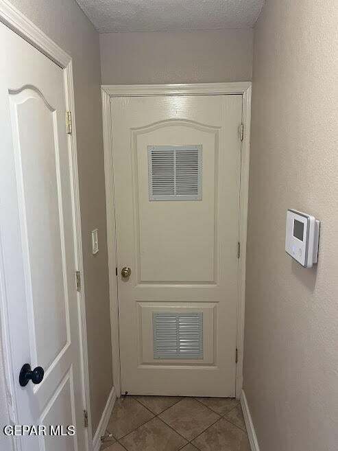 Foto del edificio - 7080 Luz De Espejo Dr