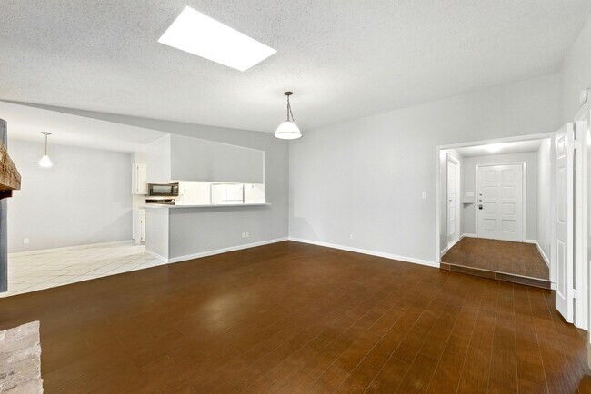 Foto del edificio - Room to Roam on Rebbeca!