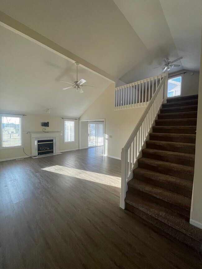 Foto del edificio - 5335 Blossom Ridge