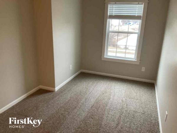 Foto del edificio - 10152 Falcon Cove Cir