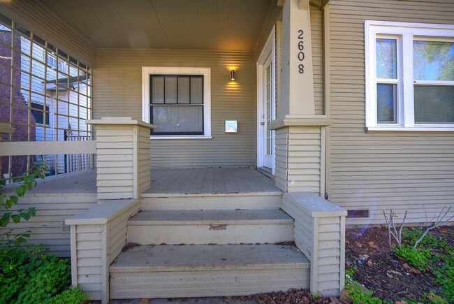 Photo - 2608 41st St House