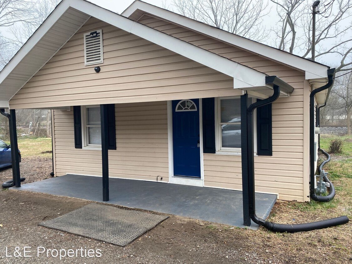 3 br, 2 bath House 4233 York Highway House Rental in Gastonia, NC