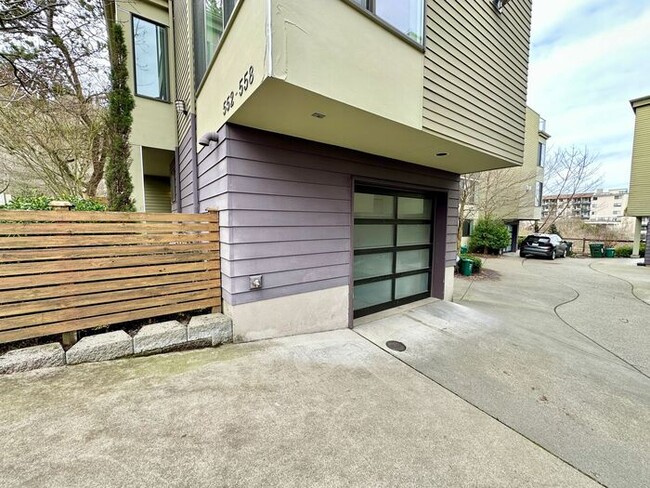 Foto del edificio - 552 McGraw St
