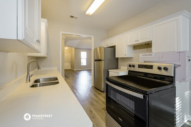 Foto del edificio - 1270 Easterwood Blvd