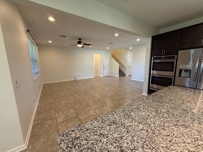 Foto del edificio - 4/3.5 Home in Gated Community