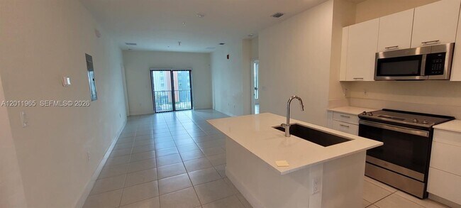 Foto del edificio - 8001 NW 41st St