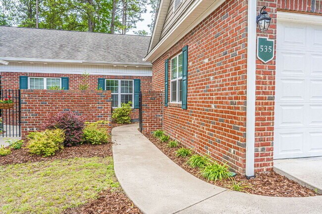 Building Photo - 535 Lighthorse Cir