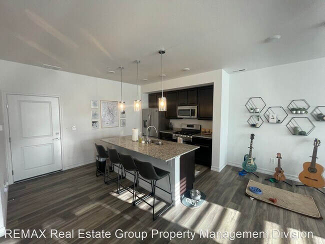 Building Photo - 3 br, 2.5 bath House - 1739 Satin Spar Point