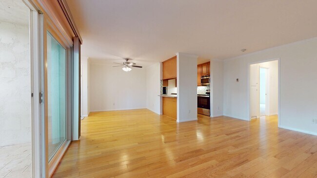 Foto del edificio - 902 Camino Real