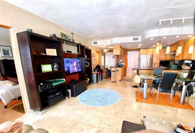Building Photo - 3700 Galt Ocean Dr