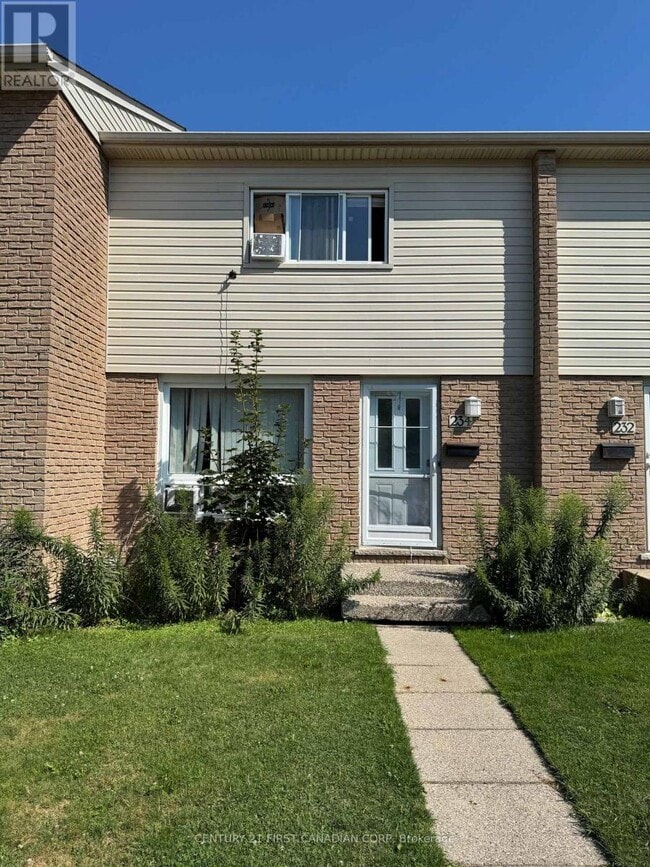 Building Photo - 1775 Culver Dr