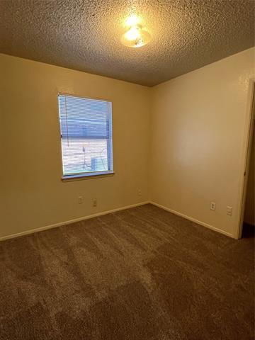 Building Photo - 2406 Ventura Dr