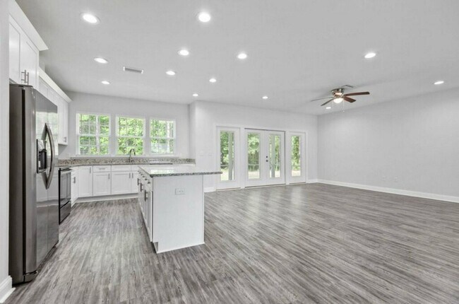 Foto del edificio - Desirable Crooked Creek home in Monticello...