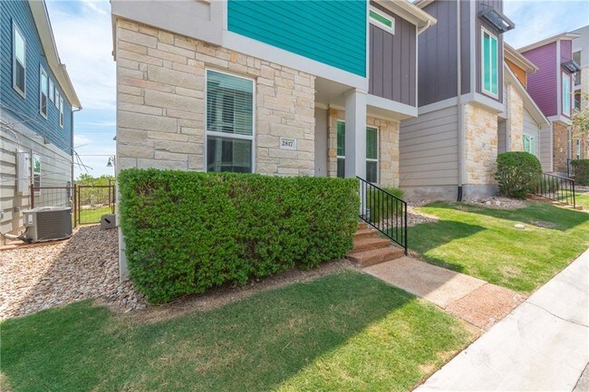 Building Photo - 2817 Stock Dr