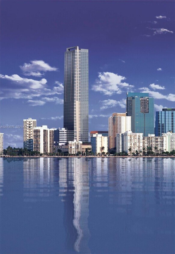 Building Photo - 1435 Brickell Ave