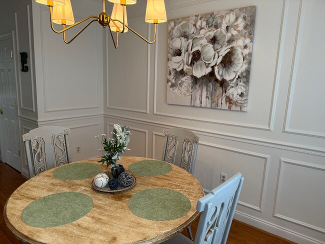 Foto del edificio - 324 Long Pointe Ln