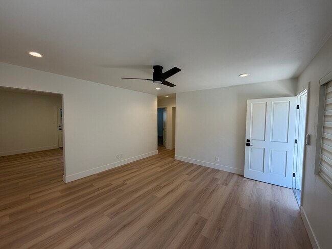 Foto del edificio - 3468 Juniper St