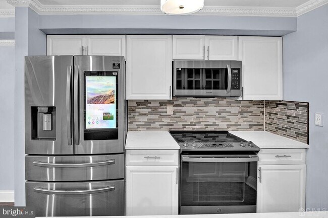 Foto del edificio - 914 Aspen Dr