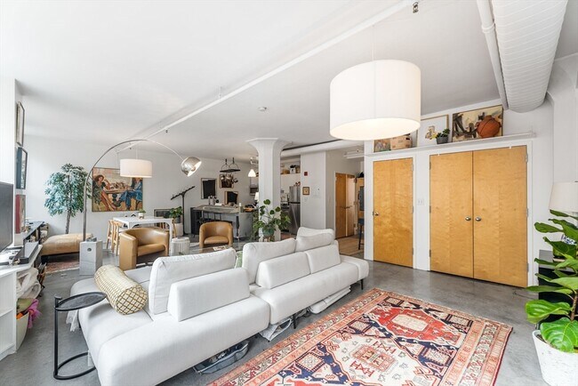 Foto del edificio - 453 Washington St