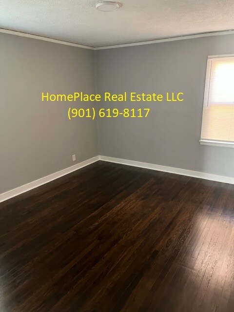 Building Photo - 2747 Henley Dr
