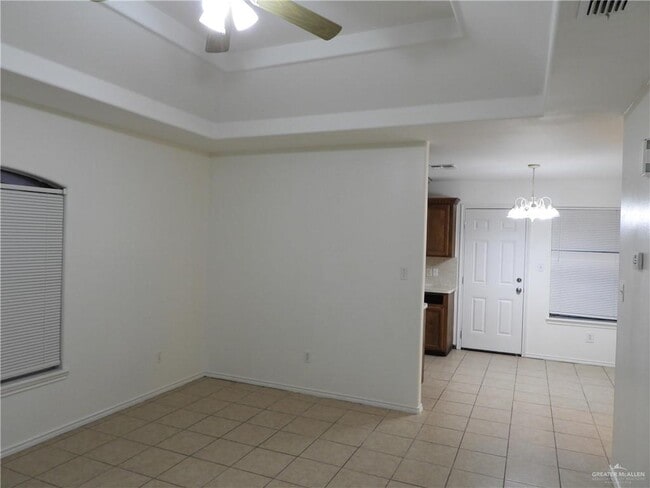 Building Photo - 1806 S Ironwood St