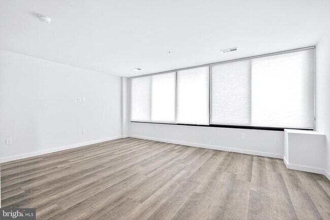 Foto del edificio - 700 Roeder Rd