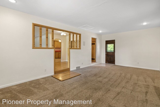 Building Photo - 3 br, 1 bath House - 3340 Ingalls St.