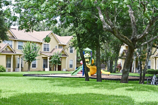 Foto del edificio - 864 Grand Regency Pointe