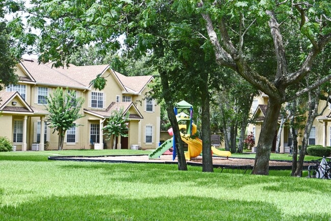 Photo - 2-bed 1-bath - Gated - Pool - Condo - Laun...