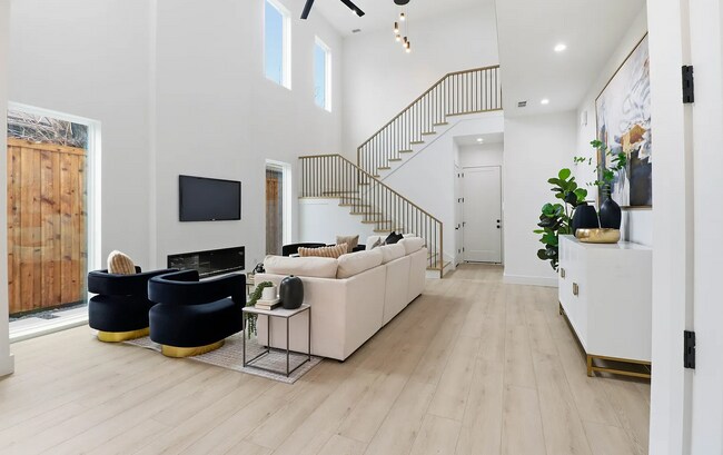 Foto del edificio - 628 Wayne St