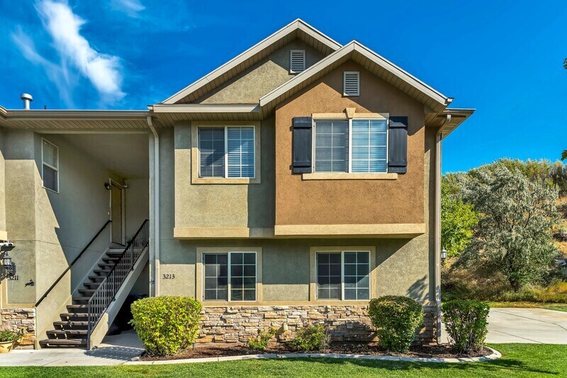 3213 E River Bottom Rd, Spanish Fork, UT 84660 Townhome Rentals in