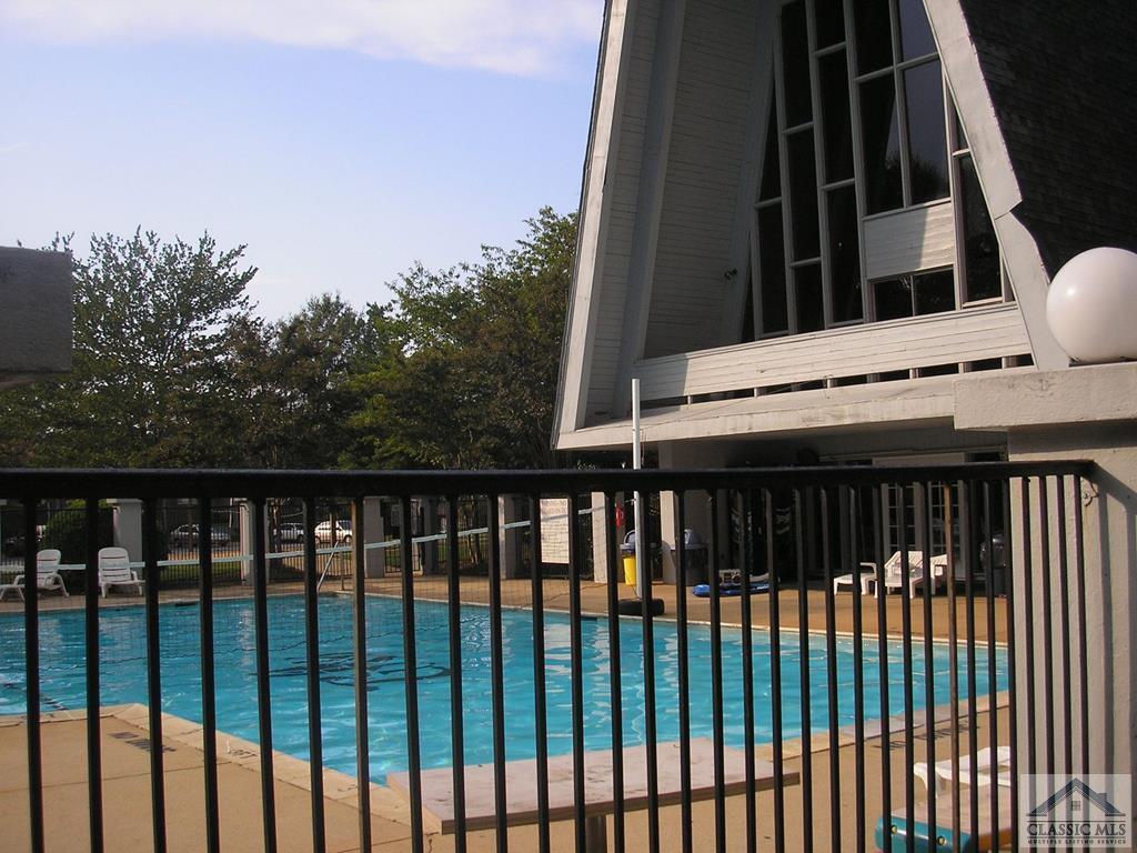 Pool - 150 Viking Ct