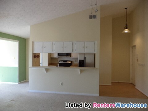 Foto del edificio - 642 Southern Hills Dr