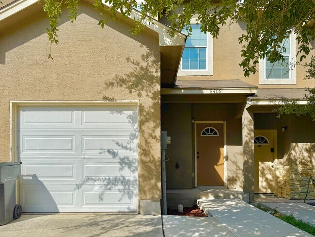 Photo - 3 bed 2 bath townhome in Leon Valley near ...