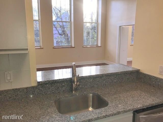 Building Photo - 3 br, 2 bath  - 38 Walden St