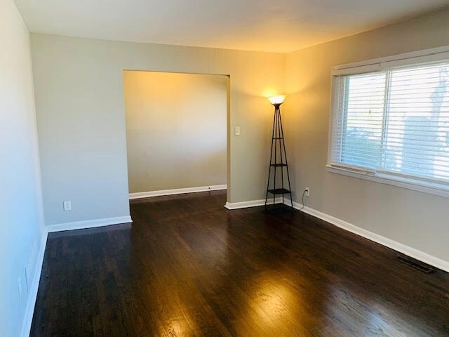 Building Photo - 3467 Pheasant Ct
