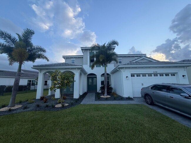 Foto del edificio - 5170 Liberty Ln