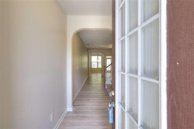 Foto del edificio - 3702 Brockenhurst Dr