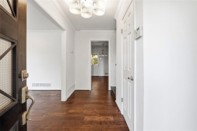 Foto del edificio - 4832 Valley View Ct