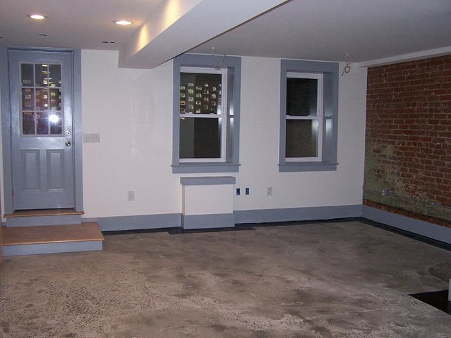 Building Photo - 222 Rhode Island Ave NW