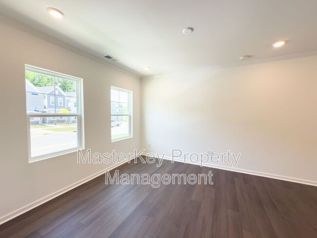 Building Photo - 673 Mirkwood Ave
