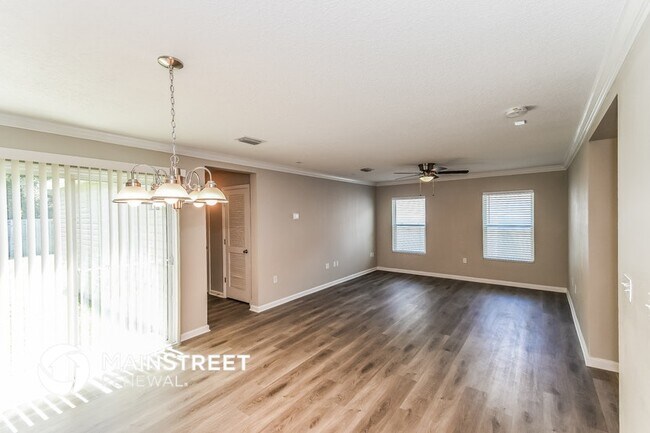 Building Photo - 12166 Alexandra Dr