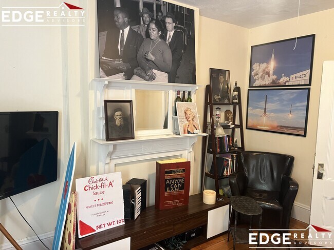 Foto del edificio - 23 Cottage Ave