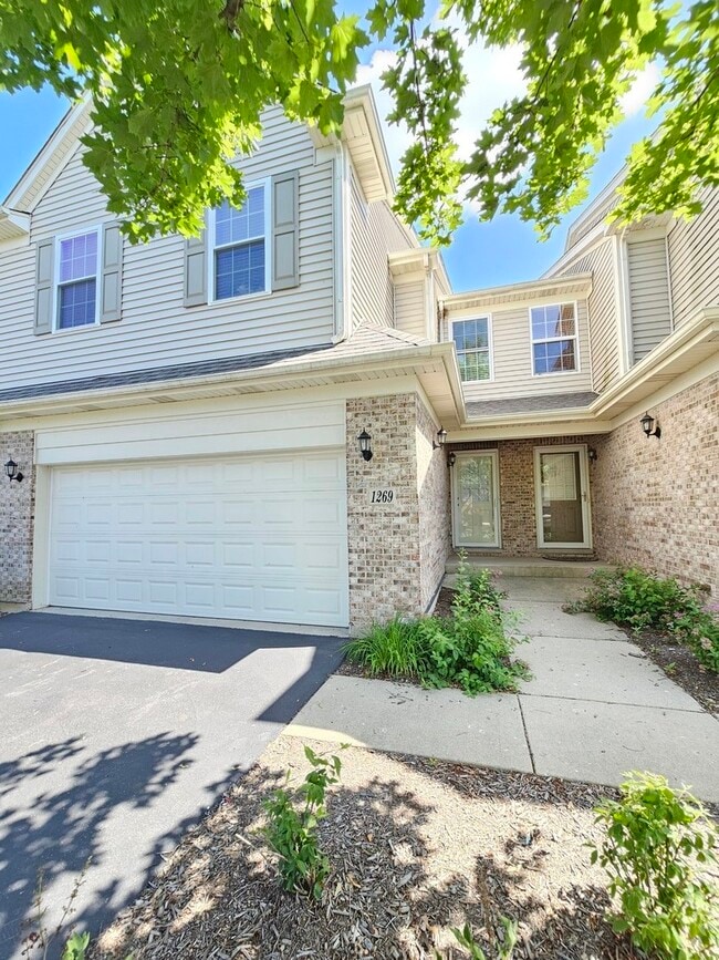 Building Photo - 1269 Bradley Cir