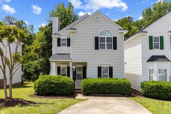 Building Photo - Beautiful Raleigh Town Home For Rent