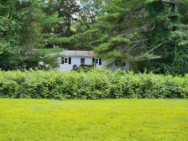 Foto del edificio - 158 McKeen St