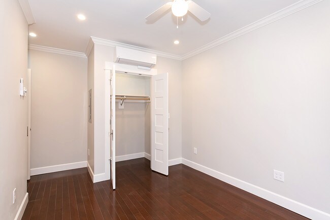 Foto del edificio - 502 Bellevue Ave E