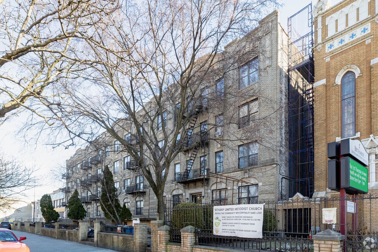 Primary Photo - 1216-1228 Saint Johns Pl